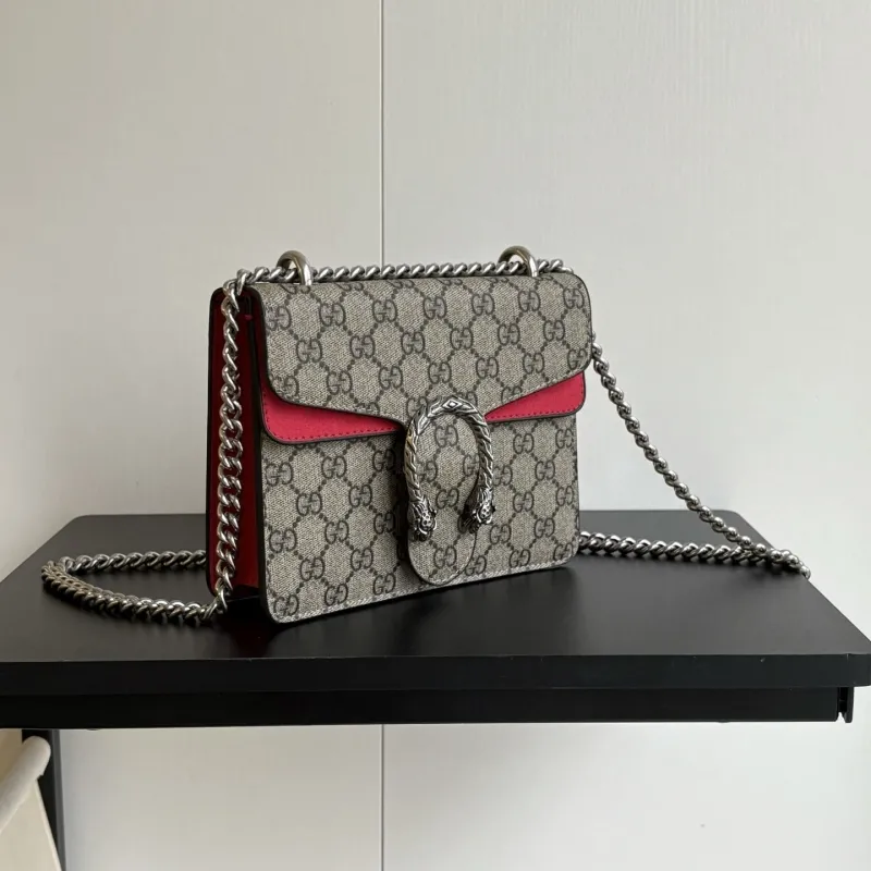 Alternative view of Gucci Satchel Bags-589