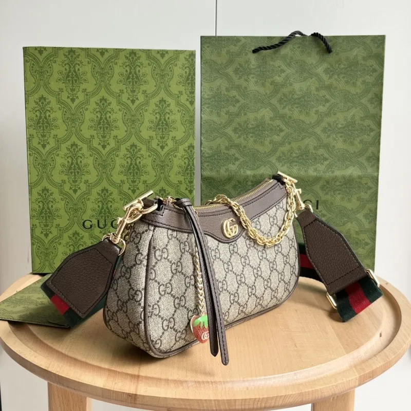 Alternative view of Gucci Satchel Bags-599