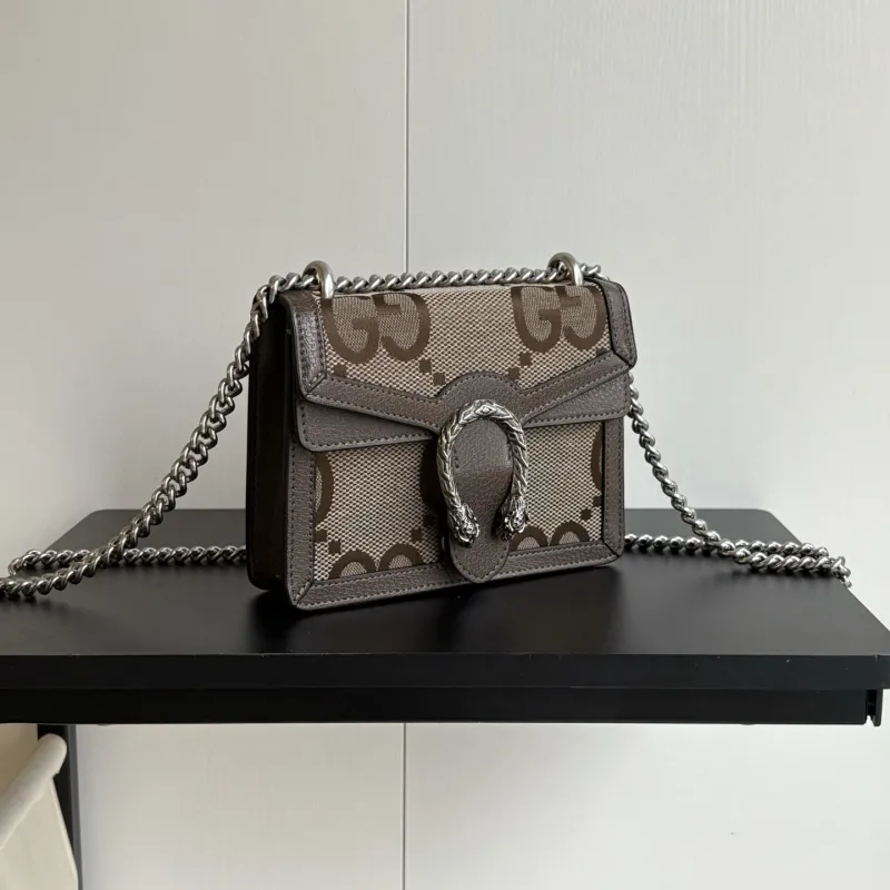 Alternative view of Gucci Satchel Bags-610