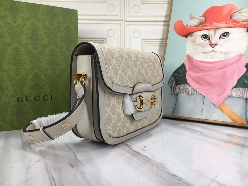 Alternative view of Gucci Satchel Bags-626