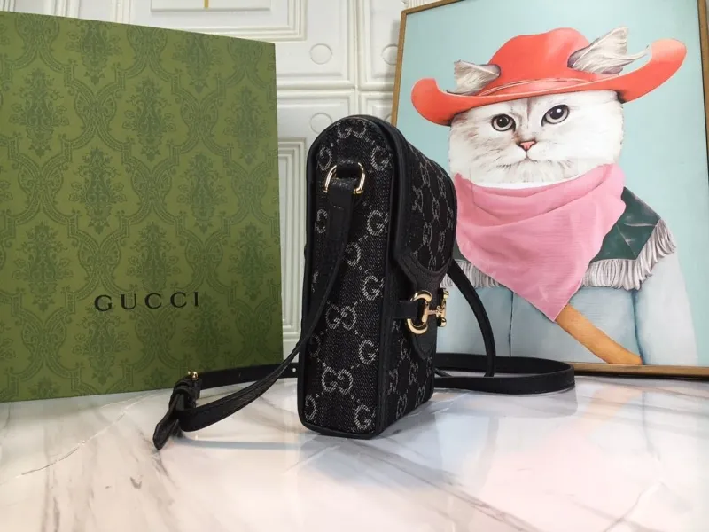 Alternative view of Gucci Satchel Bags-630