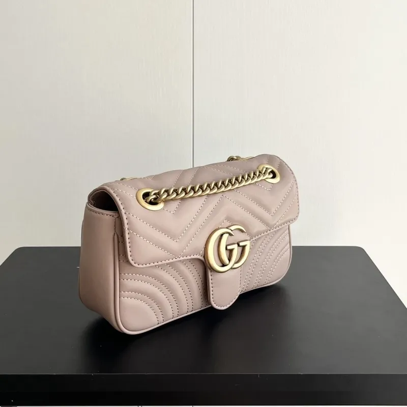 Alternative view of Gucci Satchel Bags-641