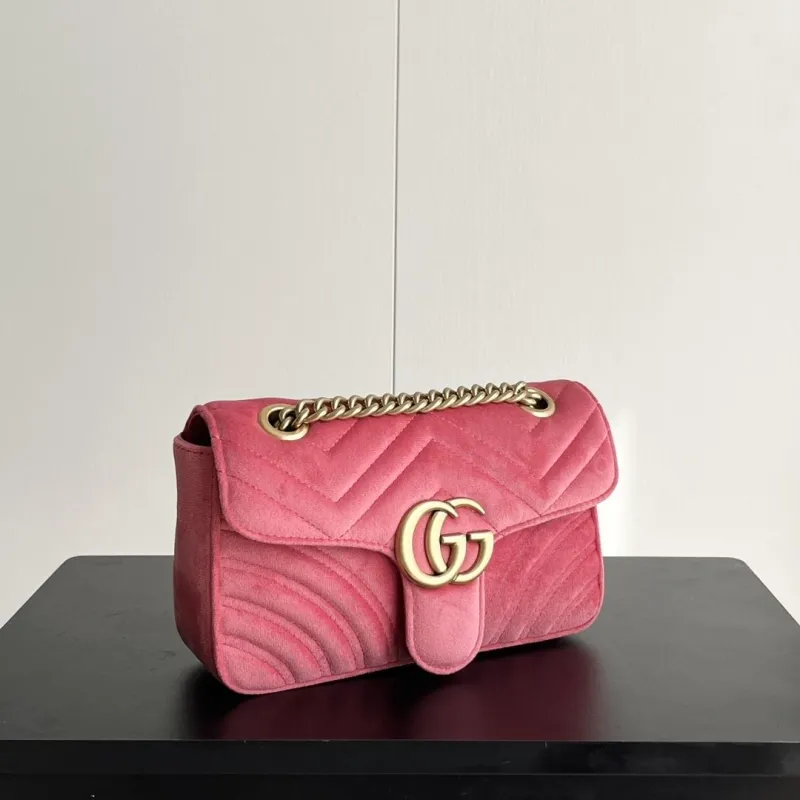 Alternative view of Gucci Satchel Bags-652