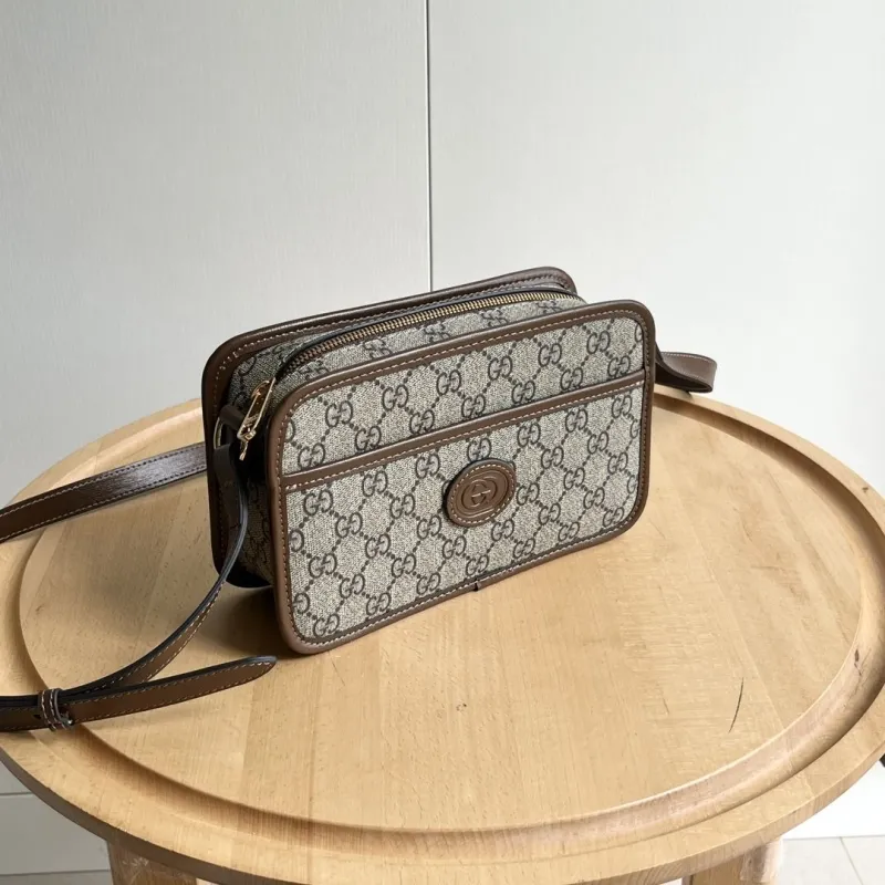 Alternative view of Gucci Satchel Bags-655