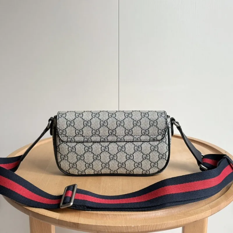 Gucci Satchel Bags-670