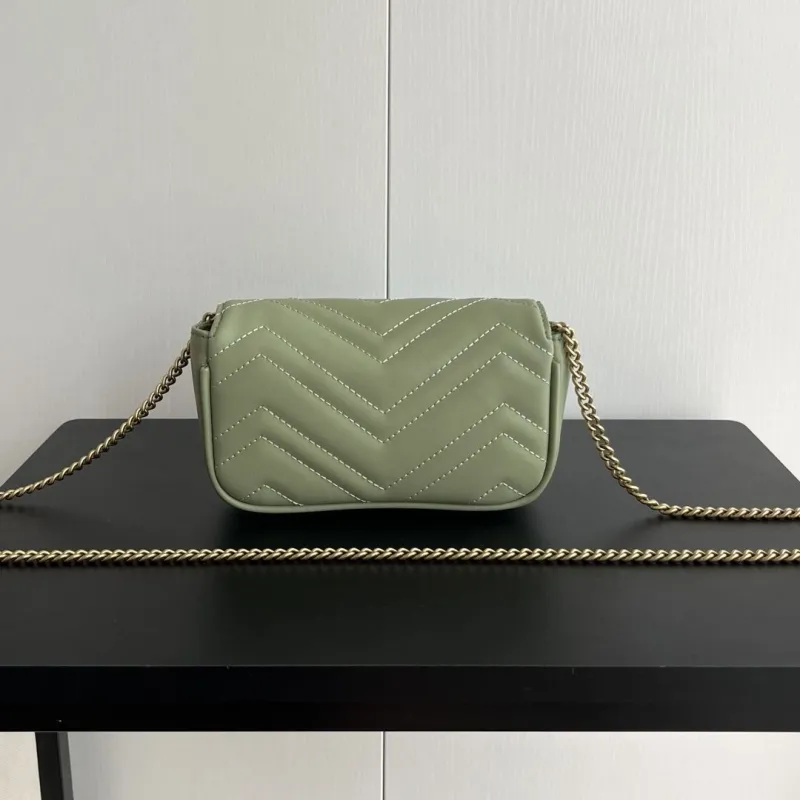 Alternative view of Gucci Satchel Bags-680