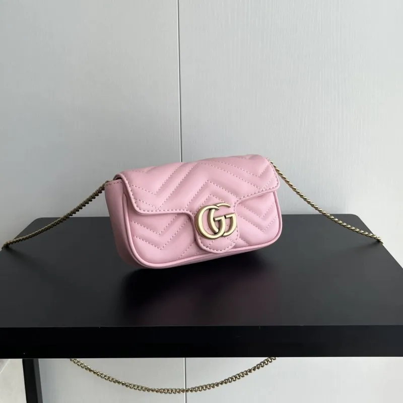 Alternative view of Gucci Satchel Bags-681