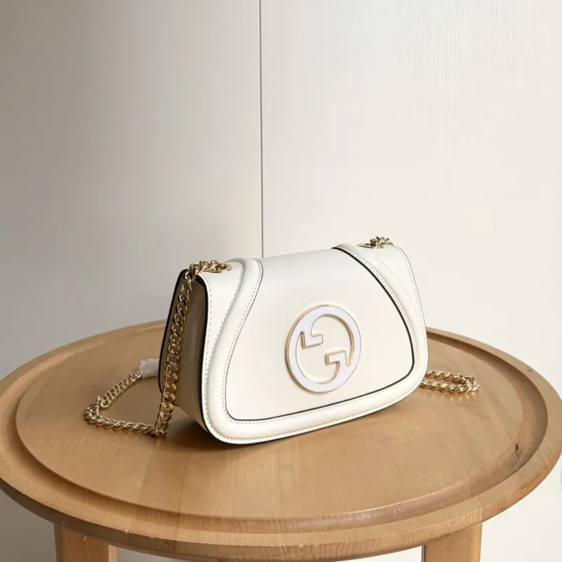 Alternative view of Gucci Satchel Bags-704