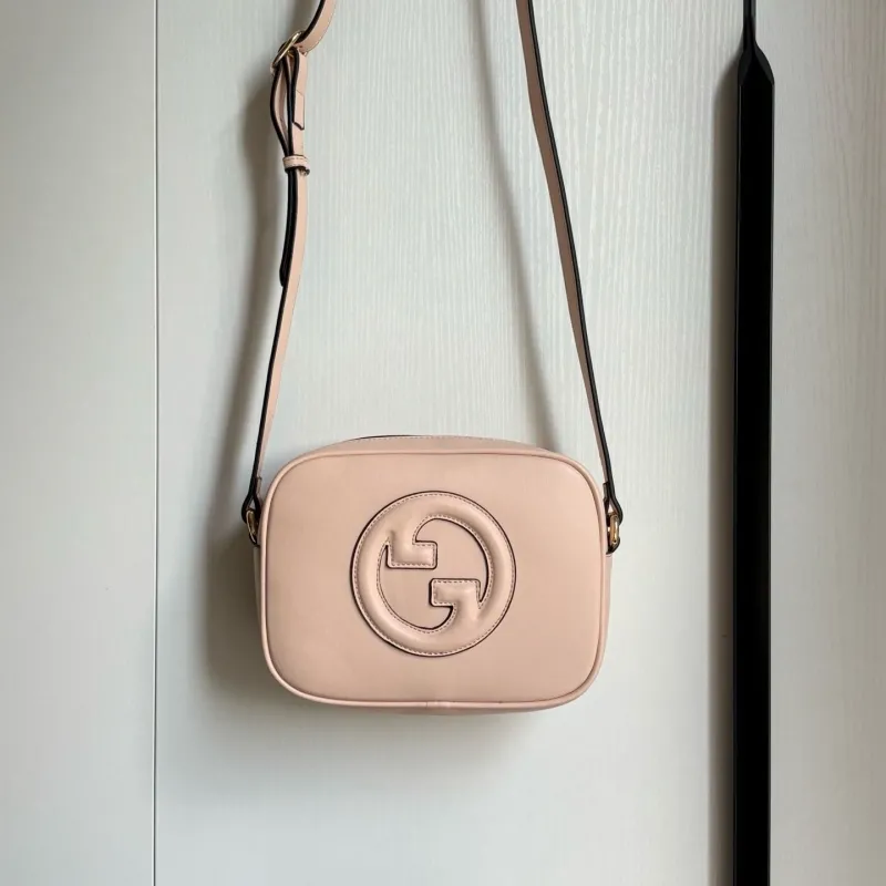 Alternative view of Gucci Satchel Bags-709
