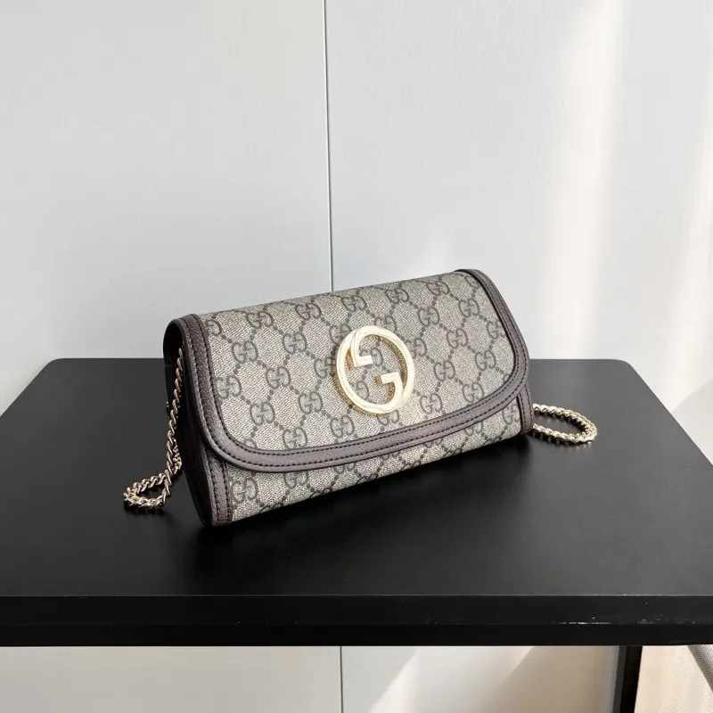Alternative view of Gucci Satchel Bags-711