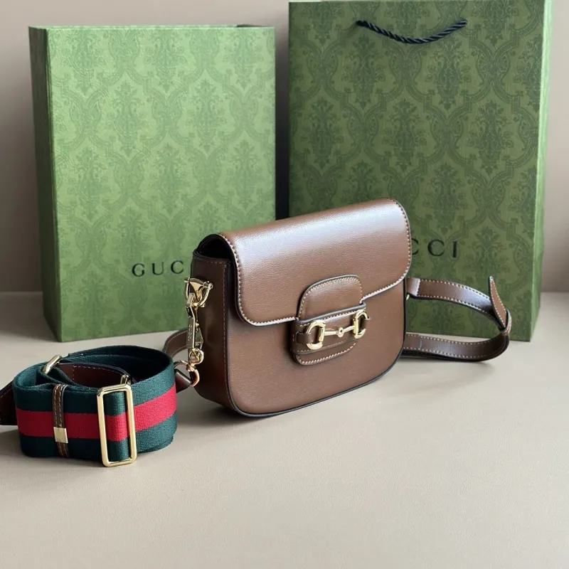 Alternative view of Gucci Satchel Bags-724