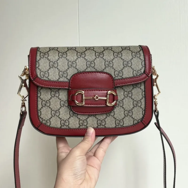 Alternative view of Gucci Satchel Bags-735