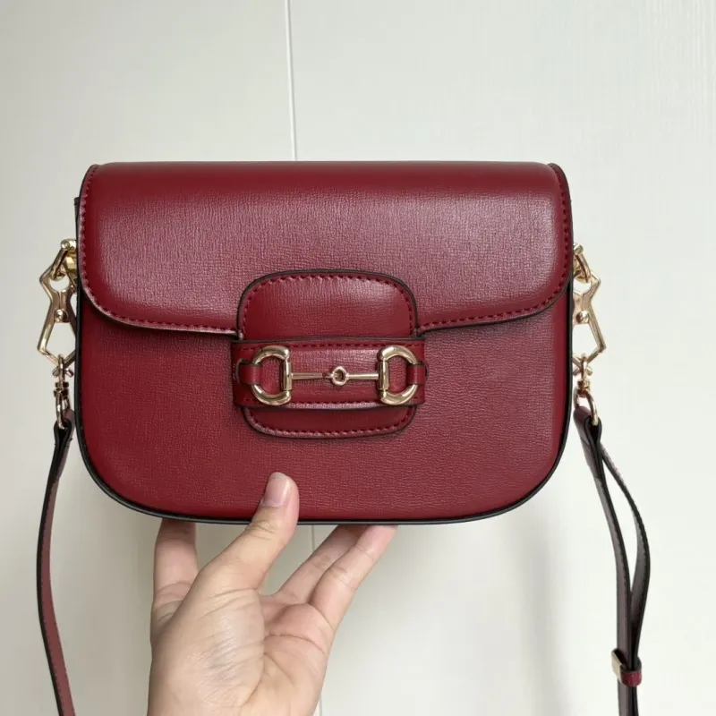 Gucci Satchel Bags-736
