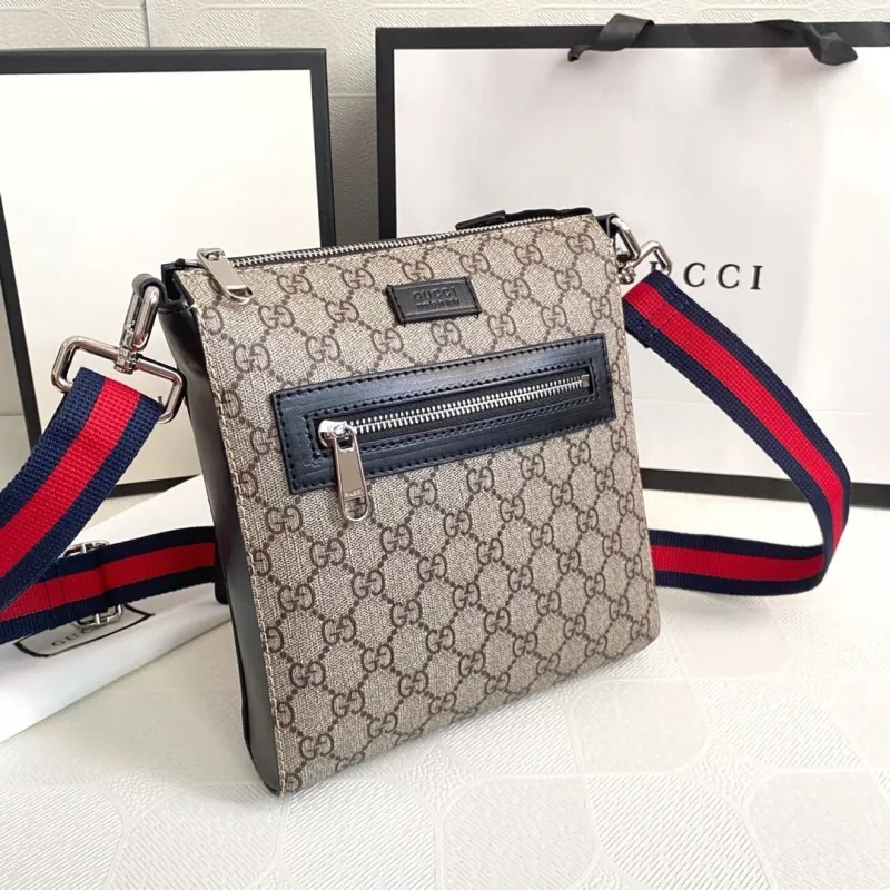Alternative view of Gucci Satchel Bags-738
