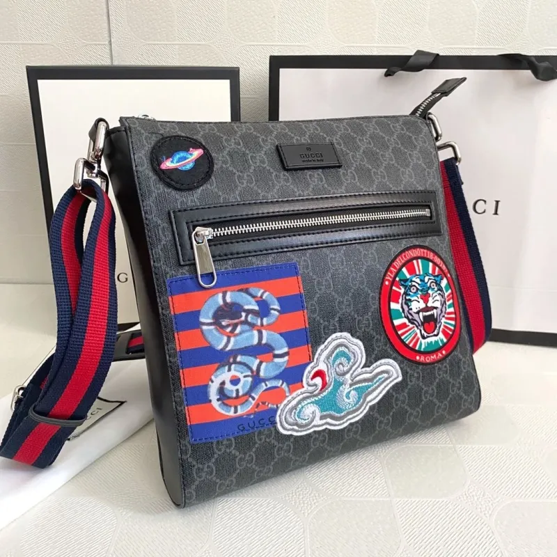 Alternative view of Gucci Satchel Bags-745