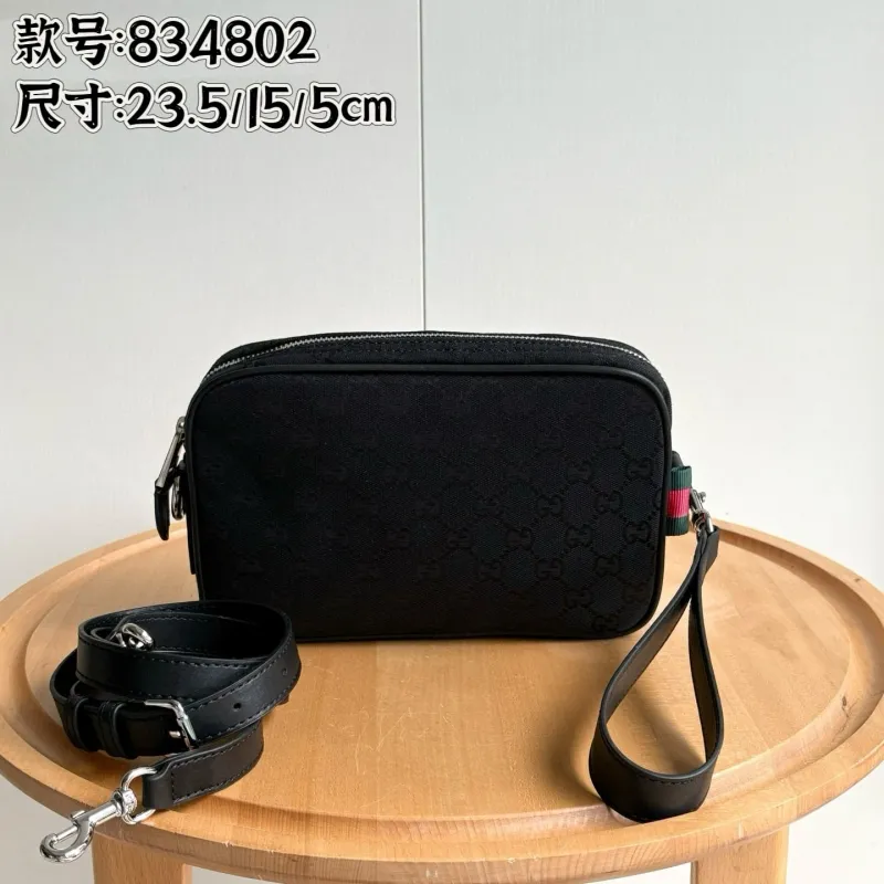 Gucci Satchel Bags-748