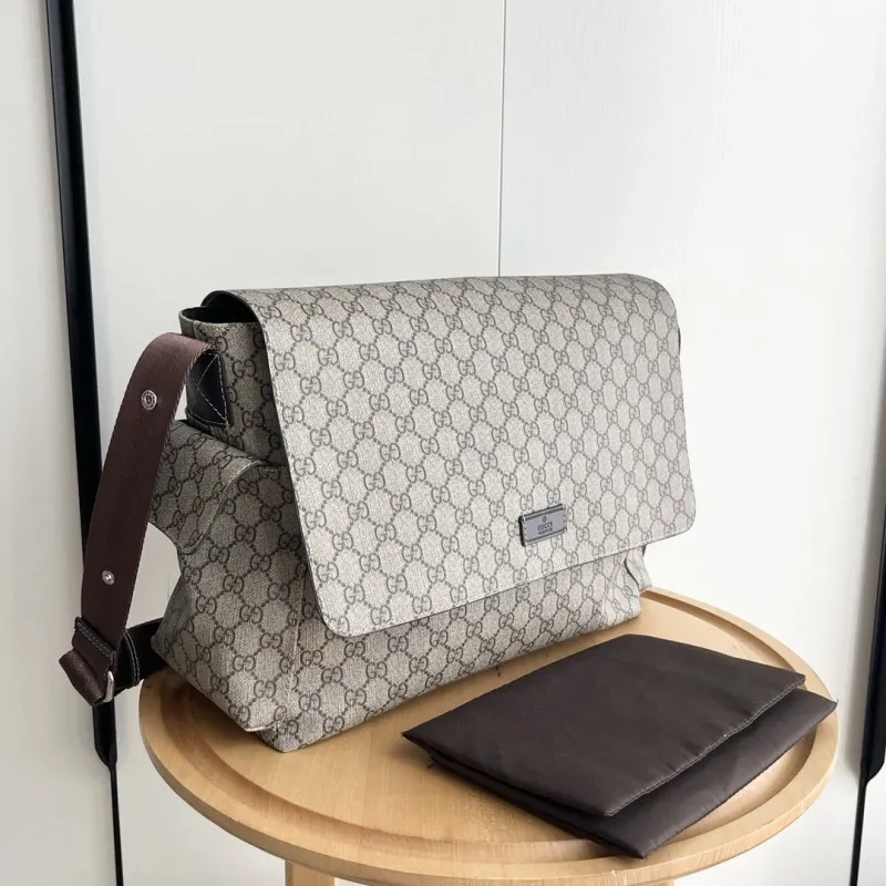 Alternative view of Gucci Satchel Bags-752