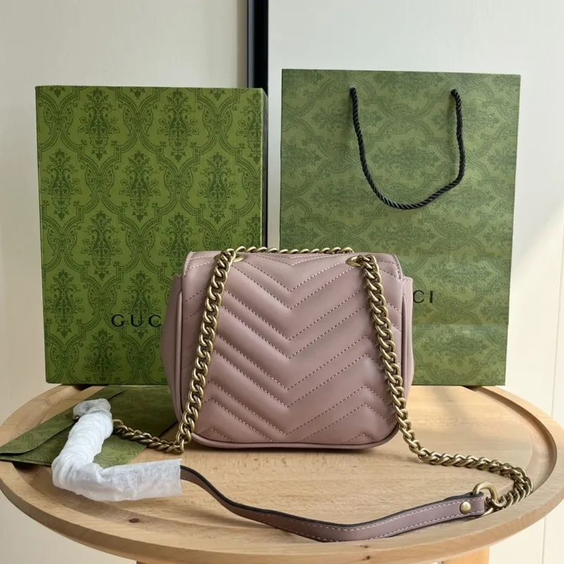 Gucci Satchel Bags-765