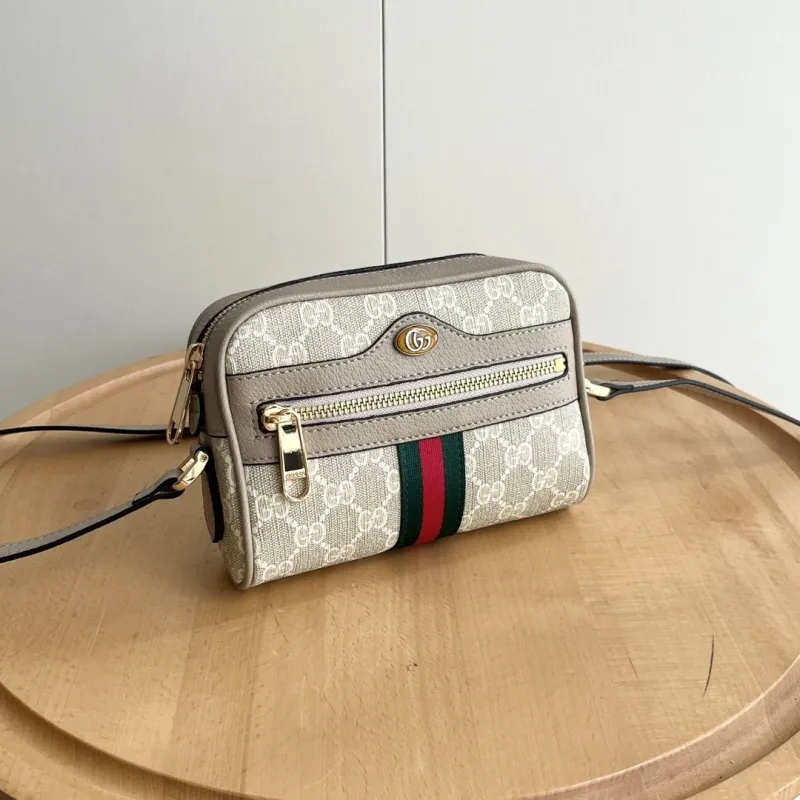 Alternative view of Gucci Satchel Bags-785