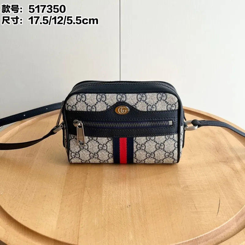 Gucci Satchel Bags-787