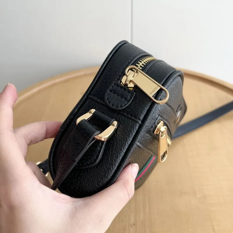 Alternative view of Gucci Satchel Bags-788