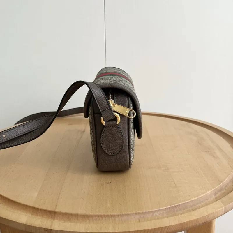 Alternative view of Gucci Satchel Bags-794