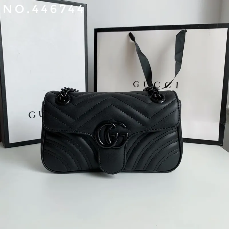 Gucci Satchel Bags-812