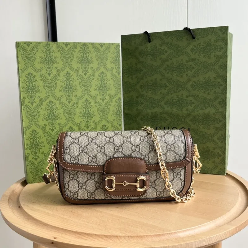Gucci Satchel Bags-819