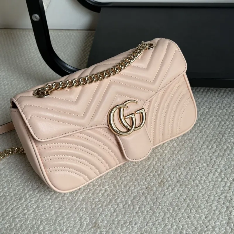 Alternative view of Gucci Satchel Bags-834
