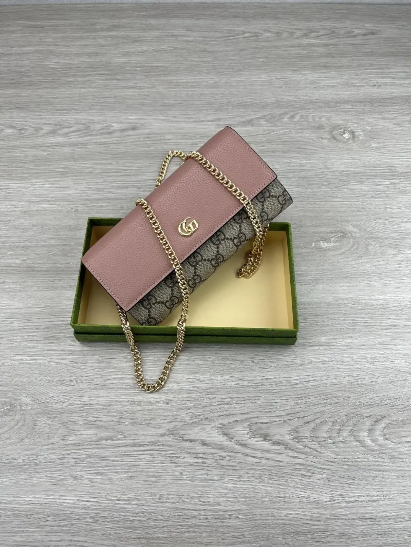 Alternative view of Gucci Satchel Bags-912