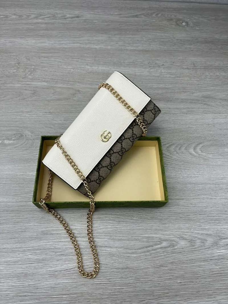 Alternative view of Gucci Satchel Bags-913