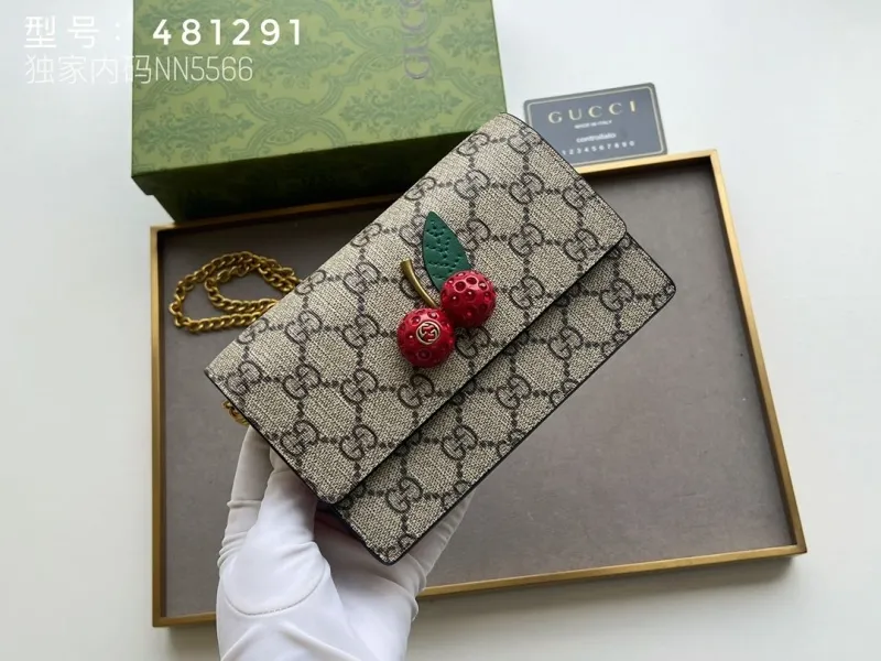 Gucci Satchel Bags-915 - Image 3