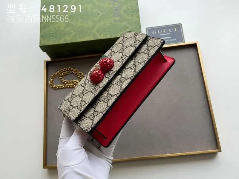 Gucci Satchel Bags-915 - Image 4