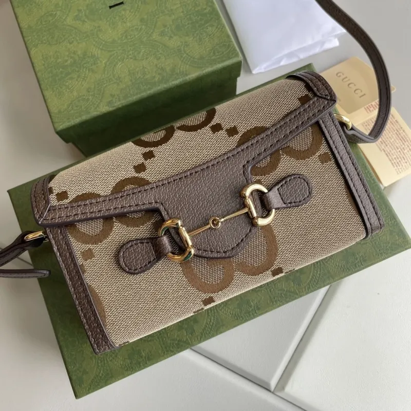 Alternative view of Gucci Satchel Bags-916