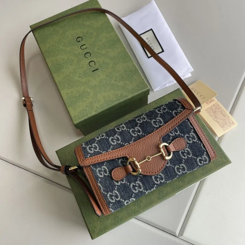 Gucci Satchel Bags-918