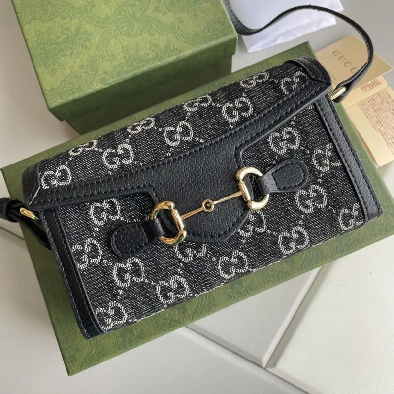 Alternative view of Gucci Satchel Bags-919