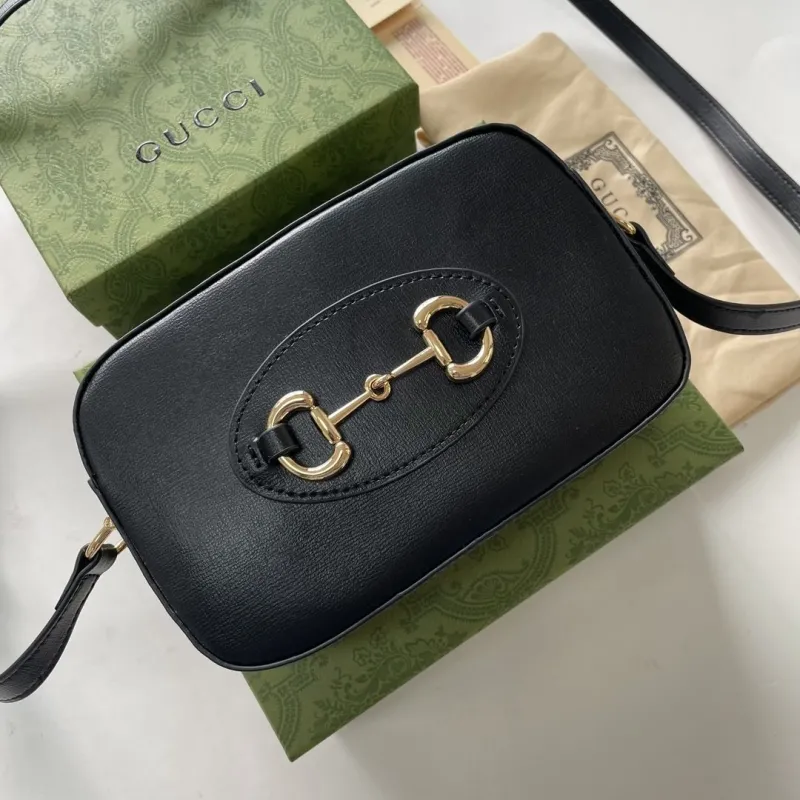 Alternative view of Gucci Satchel Bags-923