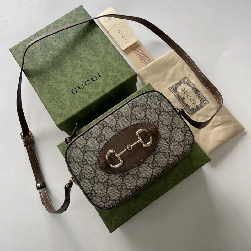 Gucci Satchel Bags-926