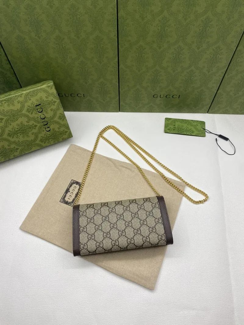 Alternative view of Gucci Satchel Bags-927