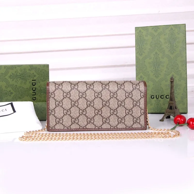 Alternative view of Gucci Satchel Bags-930