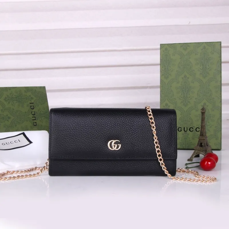 Gucci Satchel Bags-931