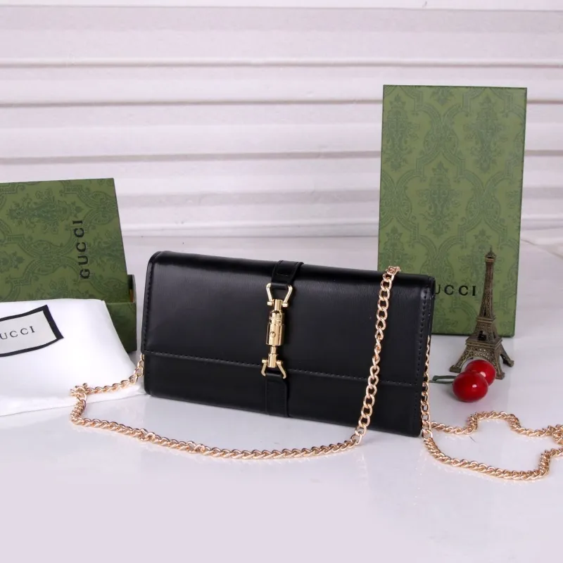 Alternative view of Gucci Satchel Bags-932