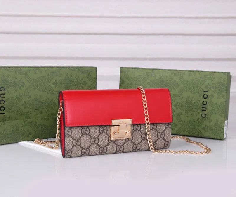 Alternative view of Gucci Satchel Bags-936