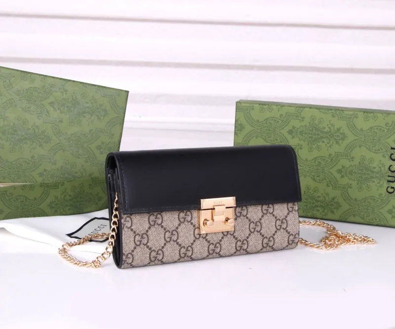 Alternative view of Gucci Satchel Bags-937