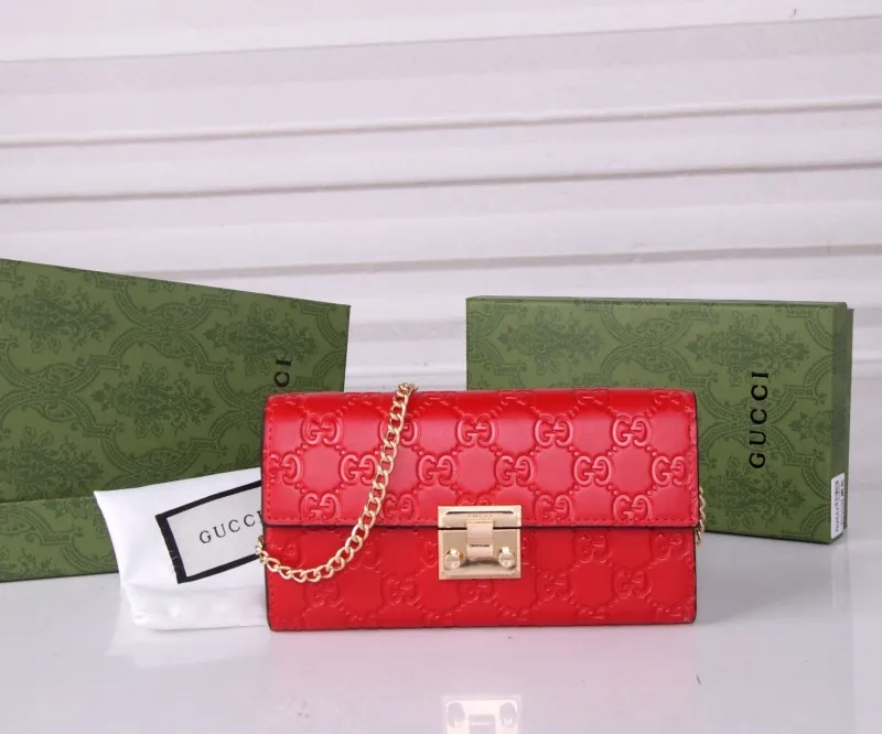 Gucci Satchel Bags-938