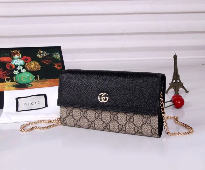 Alternative view of Gucci Satchel Bags-940