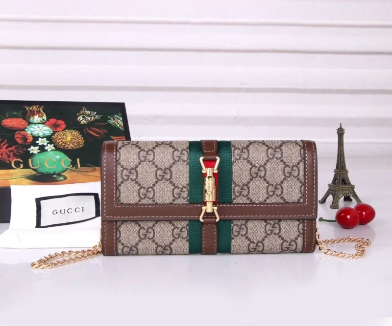 Gucci Satchel Bags-942