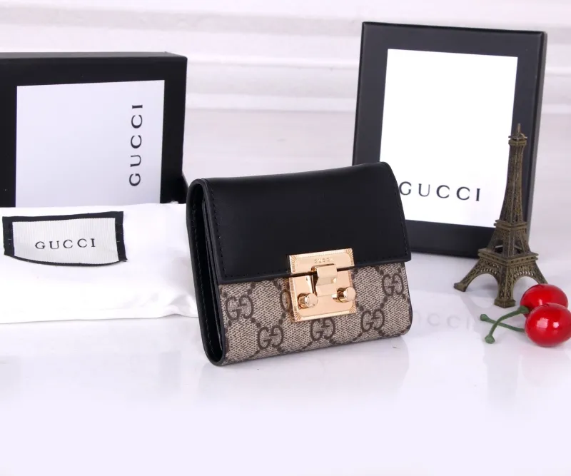Alternative view of Gucci Satchel Bags-944