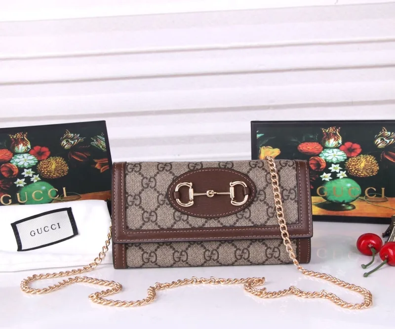 Gucci Satchel Bags-947