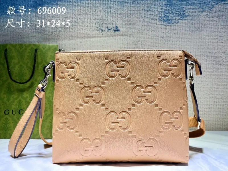 Gucci Satchel Bags-960